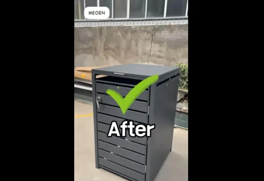 Brudny plastikowy kosz na śmieci kontra czysty stalowy kosz na śmieci!